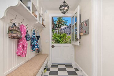 Виды банкеток для прихожей: с полками, сиденьем и вешалкой! 215+(Фото) Самых практичных примеров оформления