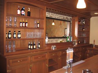 Бар для бутылок в интерьере квартиры или дома —  Как лучше сделать? 120+ (Фото) из дерева, напольный, угловой