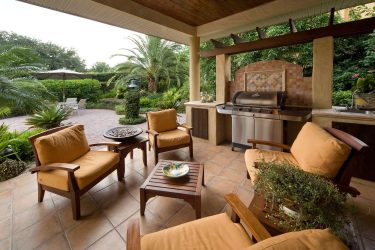 Зона Барбекю на даче: Как обустроить площадку с беседкой, мангалом и грилем? (180+Фото)