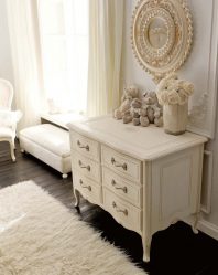 Особенности Комода белого цвета: 200+ (Фото) вариантов (глянцевый, с ящиками, без ручек)
