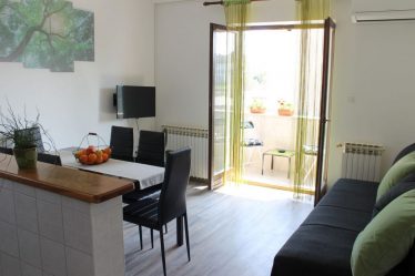 Особенности маленьких диванов со спальным местом (85+Фото). Модные тендендции современного интерьера (угловые, кухонные, кожаные)