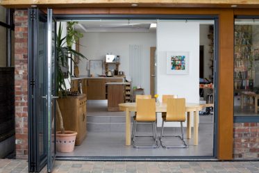 Современный дизайн маленькой кухни гостиной в частном доме. Новинки 2019-2020 года + 130 ФОТО