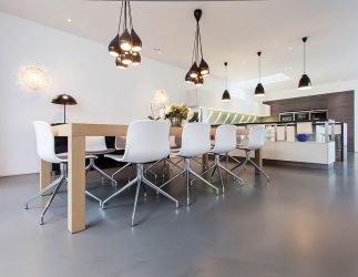 Современный дизайн маленькой кухни гостиной в частном доме. Новинки 2019-2020 года + 130 ФОТО