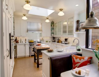 Дизайн кухни (+220 Фото) современных интерьеров маленькой кухни 9 м2. Функциональное и лаконичное оформление