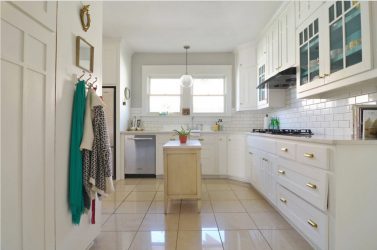 Дизайн кухни (+220 Фото) современных интерьеров маленькой кухни 9 м2. Функциональное и лаконичное оформление