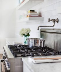 Дизайн кухни (+220 Фото) современных интерьеров маленькой кухни 9 м2. Функциональное и лаконичное оформление