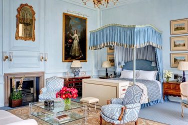 Дизайн Спальни в современном стиле: 200+ Фото простых и комфортных Интерьеров