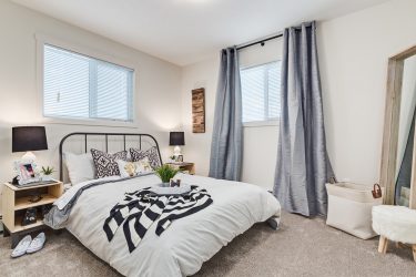 Дизайн спальной комнаты (мебель, шторы, освещение, текстиль). Нюансы правильного оформления + 240 ФОТО