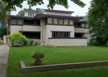 Проекты домов с плоской крышей – простые технологии постройки (одноэтажные, двухэтажные, деревянные, небольшие). Современные тенденции хай-тека и минимализма (175+Фото)