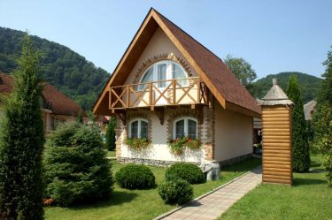 Дом в лесу: какой стиль лучше выбрать? 230+(Фото) душевного уединения и комфорта. А что понравится Вам?