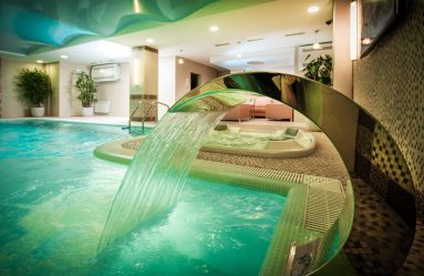 Особенности дизайна ванны с джакузи в интерьере дома и квартиры (120+Фото). Доступная роскошь с пользой для здоровья. Что нужно знать?