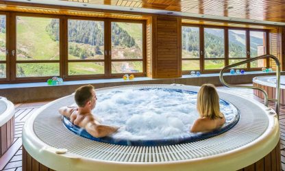 Особенности дизайна ванны с джакузи в интерьере дома и квартиры (120+Фото). Доступная роскошь с пользой для здоровья. Что нужно знать?