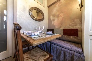 Фреска в Интерьере — Как она выглядит в прихожей, гостиной, кухни и спальни? 150+ Фото Вариантов оригинальных идей