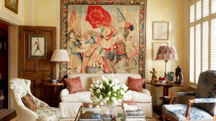 Гобелен в интерьере: Элегантное сочетание со стилями, идеи оформления (100+Фото). Как создать уютный дизайн своими руками? (шторы, покрывала, картины)