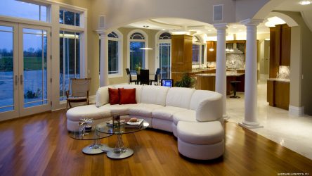 Дизайн гостиной в частном доме. Приемы оформления и ТОП-6 бюджетных способов преображения + 200 ФОТО