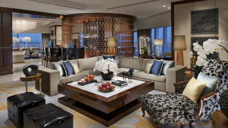 Дизайн гостиной в частном доме. Приемы оформления и ТОП-6 бюджетных способов преображения + 200 ФОТО