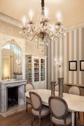 Хрустальные люстры в интерьере гостиной и спальни. Создаем красивое освещение: 150+Фото (потолочные, подвесные, классические)