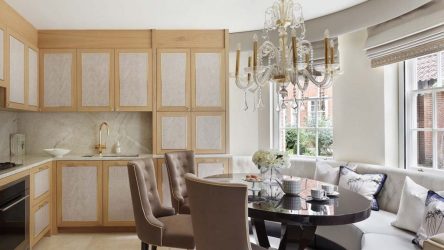 Хрустальные люстры в интерьере гостиной и спальни. Создаем красивое освещение: 150+Фото (потолочные, подвесные, классические)