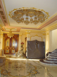 Хрустальные люстры в интерьере гостиной и спальни. Создаем красивое освещение: 150+Фото (потолочные, подвесные, классические)