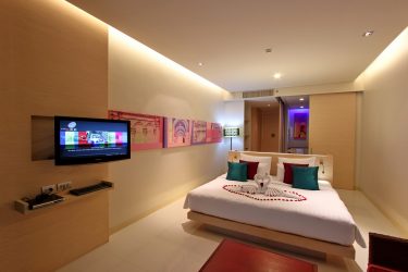 Как повесить Телевизор на стену? 150+ Фото Интерьерных оформлений