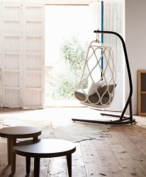 Подвесное Кресло из натурального и искусственного ротанга: 195+ Фото вариантов (плетеное, макраме, с чехлом)