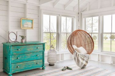 Подвесное Кресло из натурального и искусственного ротанга: 195+ Фото вариантов (плетеное, макраме, с чехлом)