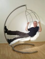 Подвесное Кресло из натурального и искусственного ротанга: 195+ Фото вариантов (плетеное, макраме, с чехлом)