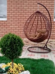 Подвесное Кресло из натурального и искусственного ротанга: 195+ Фото вариантов (плетеное, макраме, с чехлом)