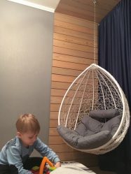 Подвесное Кресло из натурального и искусственного ротанга: 195+ Фото вариантов (плетеное, макраме, с чехлом)