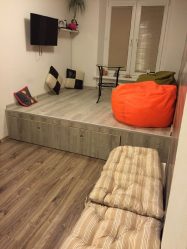 Кровать подиум в квартире: 205+ (Фото) Идей и рекомендаций для интерьера (с ящиками, с выдвижной кроватью, в нише)