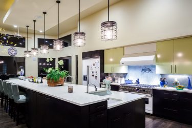 Дизайн кухни с барной стойкой (220+ Фото) – Возможность создания красивого и современного интерьера