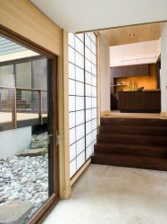 Дизайн квартиры в японском стиле: Спокойствие вашего дома. 220+ (Фото) Интерьера в разных комнатах (кухня, гостиная, ванная)