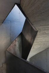 Лестница на второй этаж в частном доме. 290+ Фото Вариантов (деревянные, металлические, бетонные)