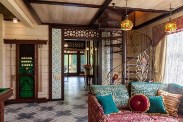 Лестница на второй этаж в частном доме. 290+ Фото Вариантов (деревянные, металлические, бетонные)