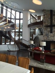 Лестница на второй этаж в частном доме. 290+ Фото Вариантов (деревянные, металлические, бетонные)