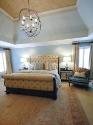 Люстры в интерьере спальни (190+ Фото) – Как выбрать яркий современный элемент дизайна для спокойной обстановки?