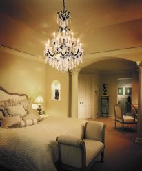 Люстры в интерьере спальни (190+ Фото) – Как выбрать яркий современный элемент дизайна для спокойной обстановки?