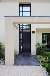 Современная входная металлическая дверь в дом. От выбора дизайна до отделки + 175 ФОТО