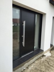 Современная входная металлическая дверь в дом. От выбора дизайна до отделки + 175 ФОТО