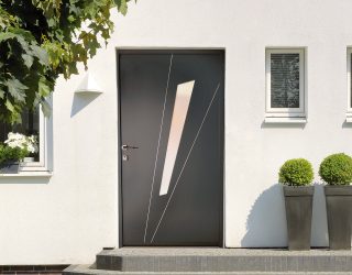 Современная входная металлическая дверь в дом. От выбора дизайна до отделки + 175 ФОТО