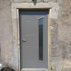 Современная входная металлическая дверь в дом. От выбора дизайна до отделки + 175 ФОТО