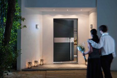 Современная входная металлическая дверь в дом. От выбора дизайна до отделки + 175 ФОТО