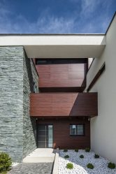 Современная входная металлическая дверь в дом. От выбора дизайна до отделки + 175 ФОТО