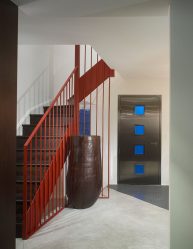 Современная входная металлическая дверь в дом. От выбора дизайна до отделки + 175 ФОТО