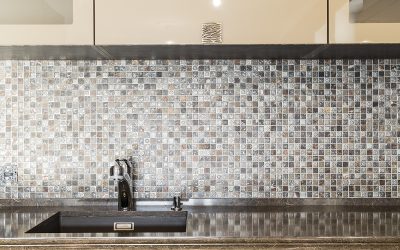 Мозаика на Фартук для кухни (175+ Фото): Современно, удобно, практично. Стекло, перламутр или металл?