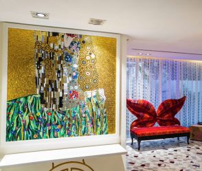 Мозаика в интерьере: Где лучше использовать? На кухне, в ванной или гостиной? (180+ Фото). Вдохновляющий дизайн с вариантами (деревянная, зеркальная, стеклянная)