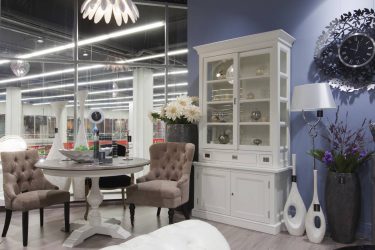 Декоративные напольные вазы с цветами: Как они меняют интерьер? 130+ (Фото) высоких, стильных, красивых