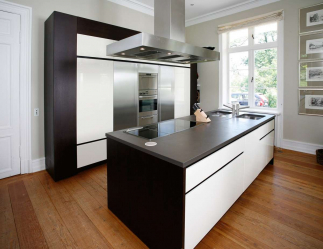 Создаем интерьер кухни в немецком стиле: Функциональность, Минимализм и Натуральность (245+Фото)