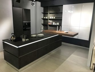 Создаем интерьер кухни в немецком стиле: Функциональность, Минимализм и Натуральность (245+Фото)