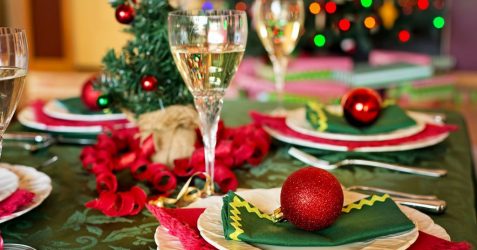 Как сделать стол на Новый 2019 год действительно праздничным и бюджетным? 135+(Фото) красивой сервировки своими руками (+Отзывы)